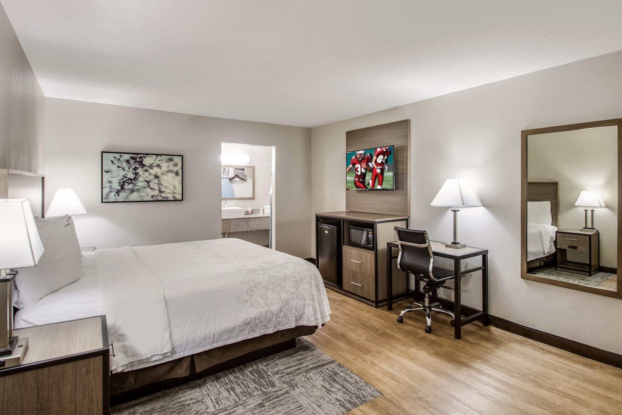Red Roof Inn Plus+ Dallas - アディスン エクステリア 写真