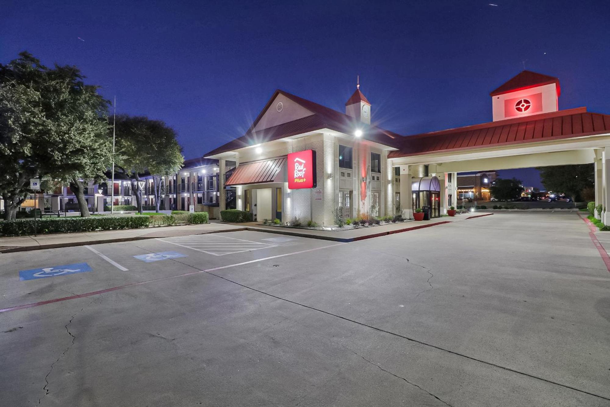 Red Roof Inn Plus+ Dallas - アディスン エクステリア 写真
