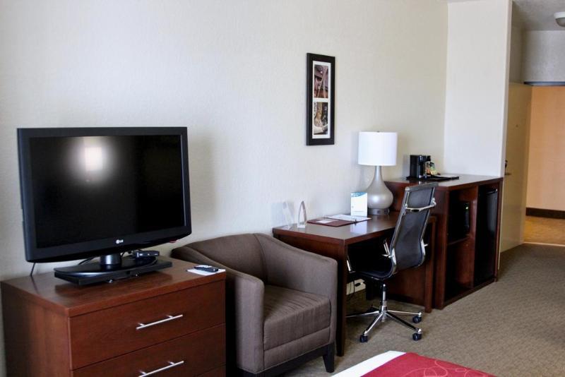 Red Roof Inn Plus+ Dallas - アディスン エクステリア 写真